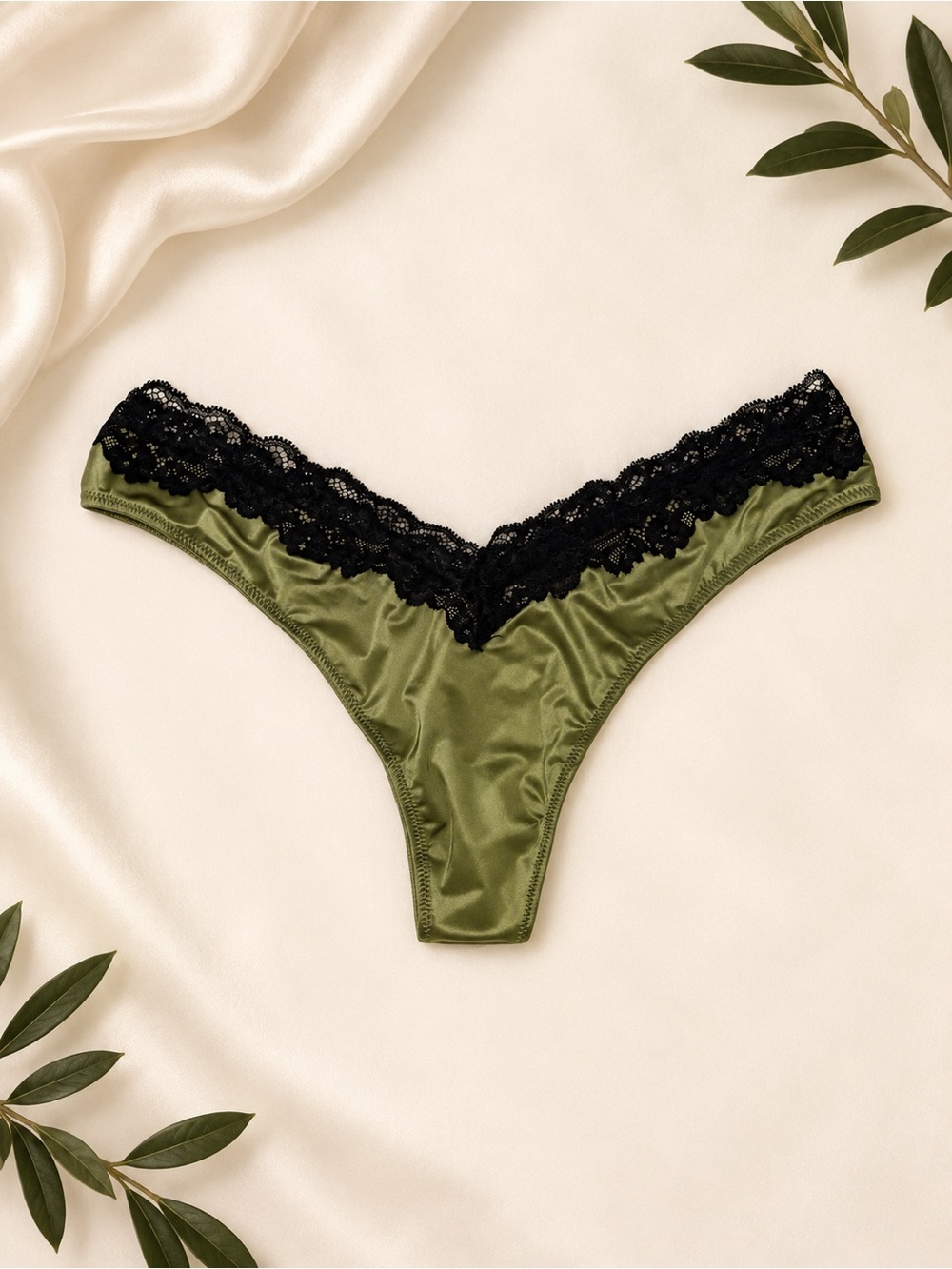 NWT Victoria’s Secret Olive Green & Black Lace Thong Size Small